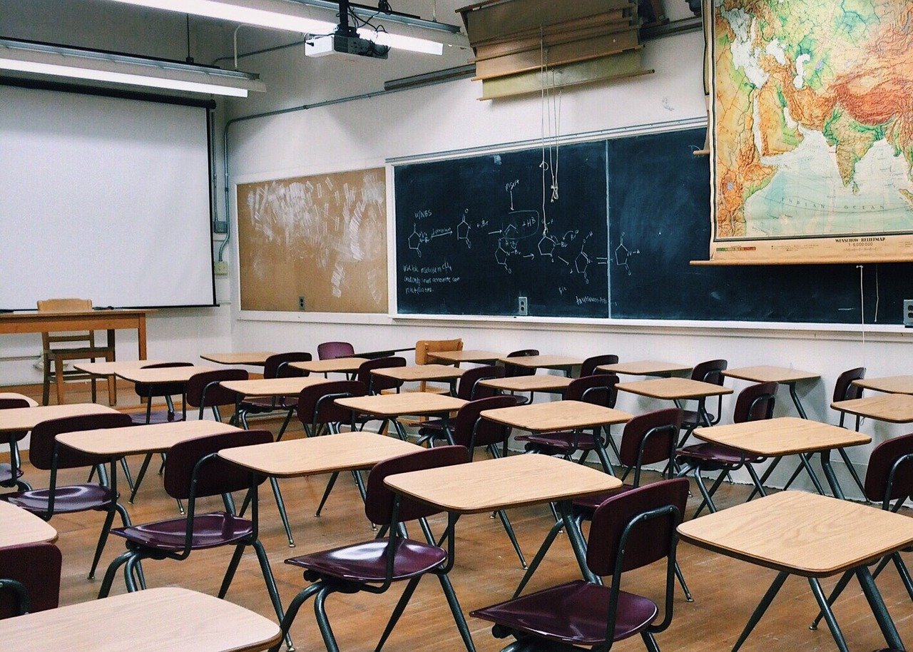 /2020-03-25-why-99-people-never-learned-how-to-learn-and-how-to-become-that-1-ii/classroom-2093744_1280.jpg /2020-03-25-why-99-people-never-learned-how-to-learn-and-how-to-become-that-1-ii/classroom-2093744_1280.jpg
